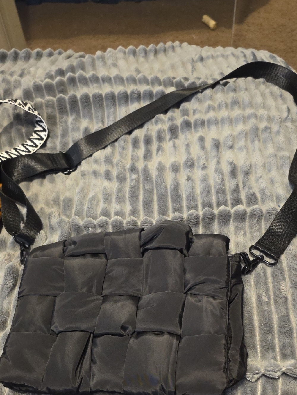 Urban Expressions Black Quilted Woven Crossbody Bag